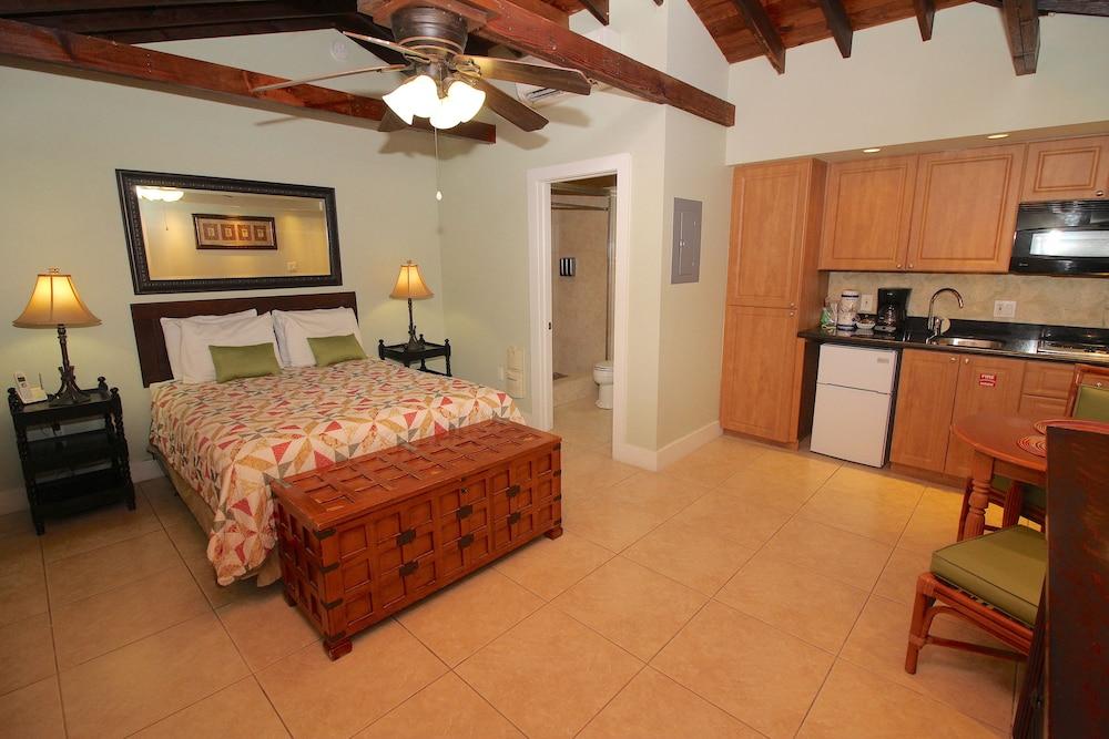 Coconut Mallory Resort And Marina Cayo Hueso Exterior foto