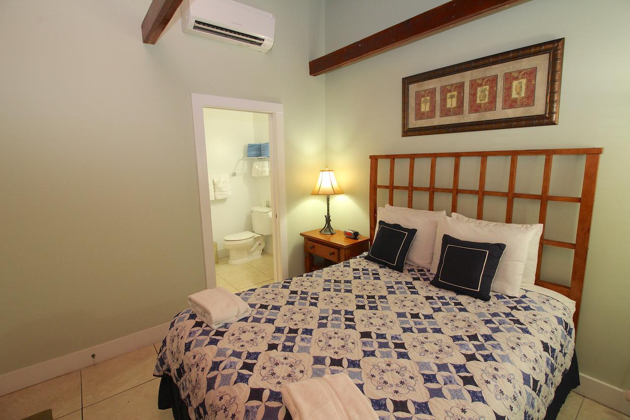 Coconut Mallory Resort And Marina Cayo Hueso Exterior foto